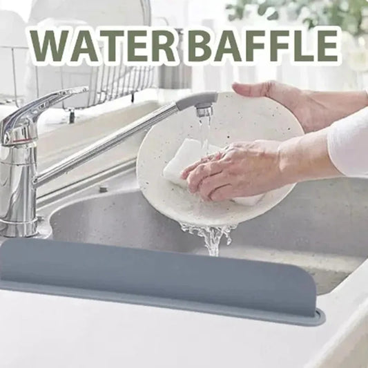 Silicone Sink Splash Guard With Suction – Flexible Water Splash Stopper for Kitchen & Bathroom Faucets, Countertops & Cleaning Protection (Random Color)